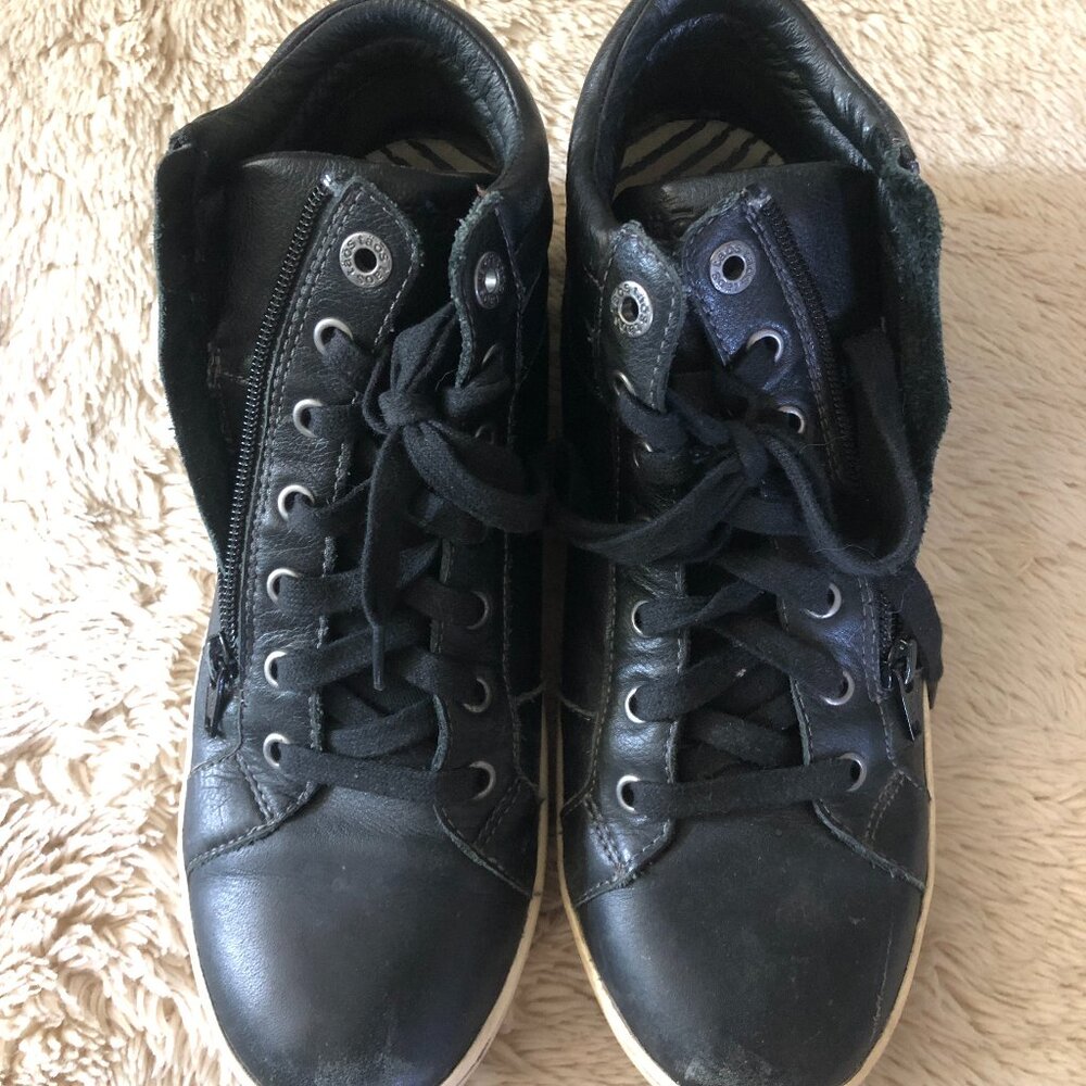 'Taos Footwear' Black Ankle Boots - Size 9.5